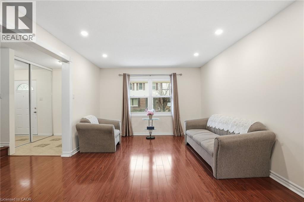 25 Brimwood Boulevard Unit# 92, Toronto, Ontario  M1V 1E2 - Photo 7 - 40812279