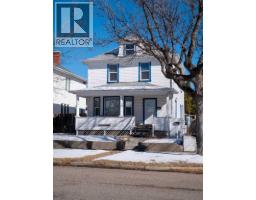 643 8 Street S, Lethbridge, Alberta