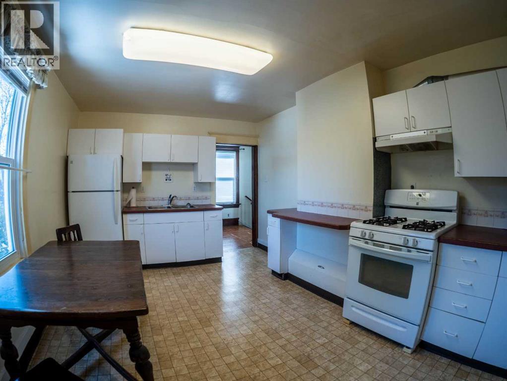 643 8 Street S, Lethbridge, Alberta  T1J 2K2 - Photo 17 - A2292163