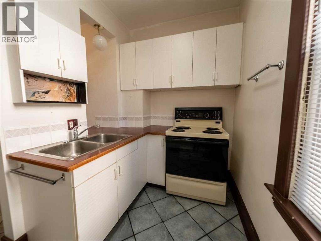 643 8 Street S, Lethbridge, Alberta  T1J 2K2 - Photo 11 - A2292163