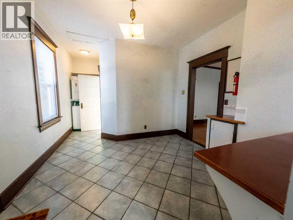 643 8 Street S, Lethbridge, Alberta  T1J 2K2 - Photo 12 - A2292163