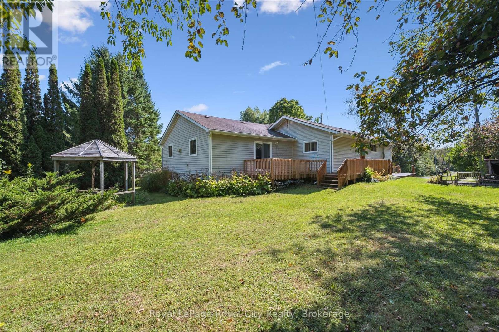 6127 First Line, Erin, Ontario  L0N 1N0 - Photo 3 - X12893696