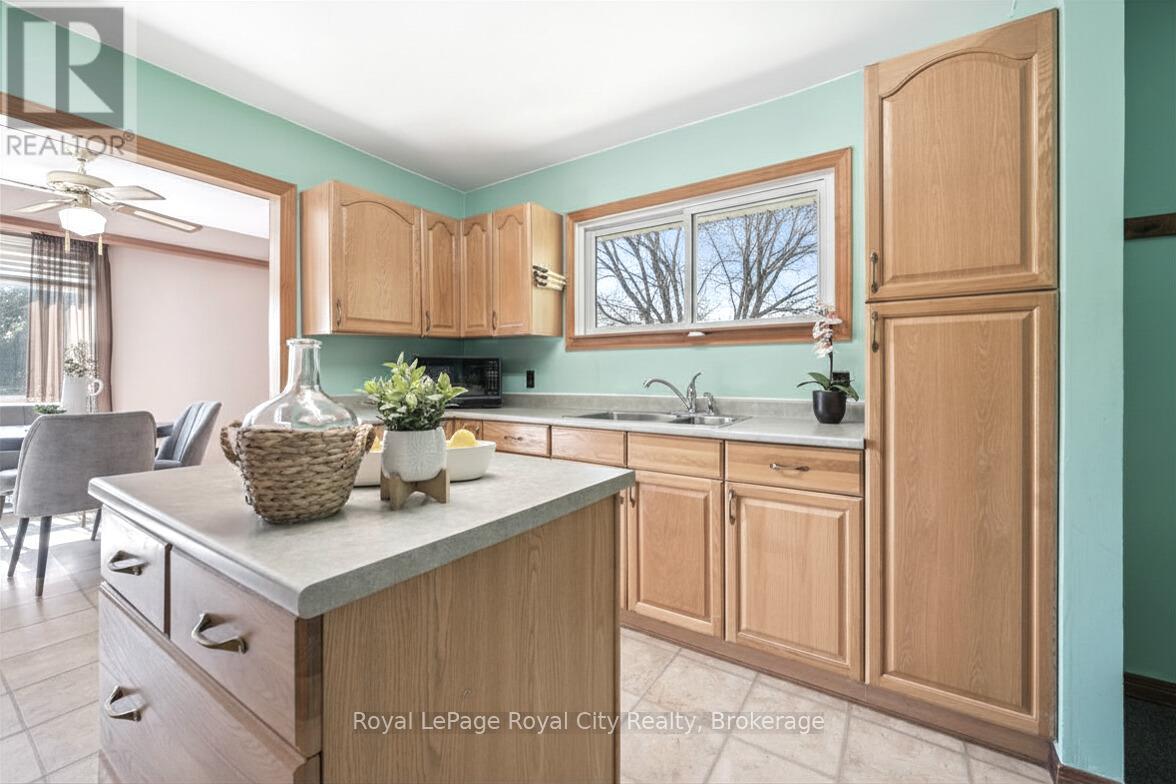 6127 First Line, Erin, Ontario  L0N 1N0 - Photo 5 - X12893696