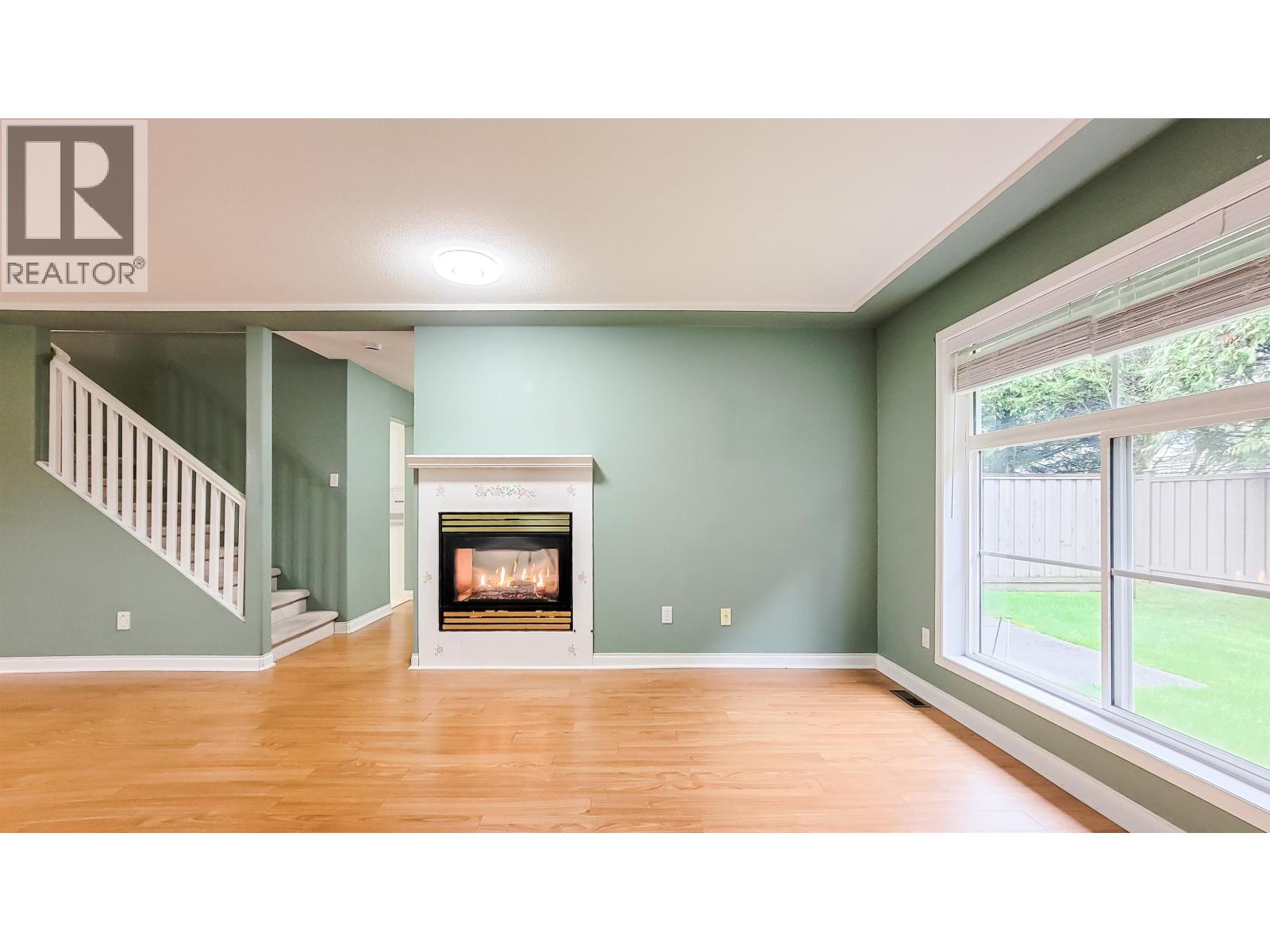 10 758 Riverside Drive, Port Coquitlam, British Columbia  V3B 7V8 - Photo 4 - R3100388