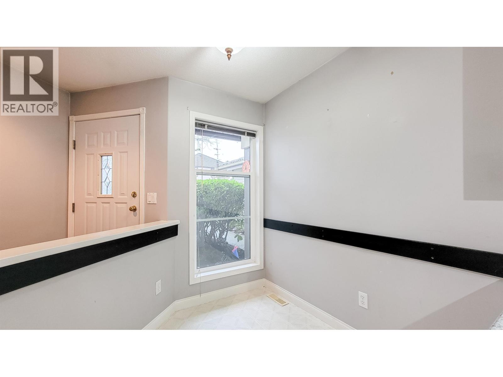 10 758 Riverside Drive, Port Coquitlam, British Columbia  V3B 7V8 - Photo 14 - R3100388