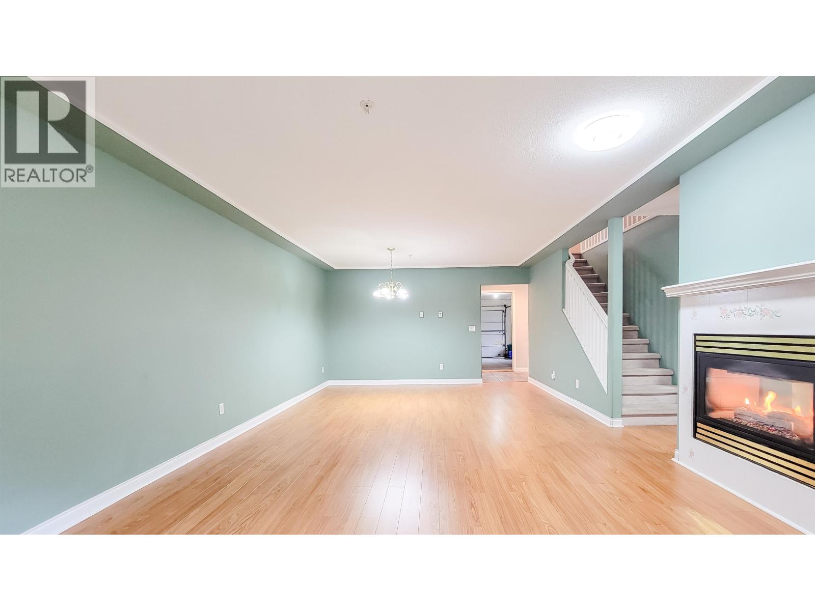 10 758 Riverside Drive, Port Coquitlam, British Columbia  V3B 7V8 - Photo 7 - R3100388