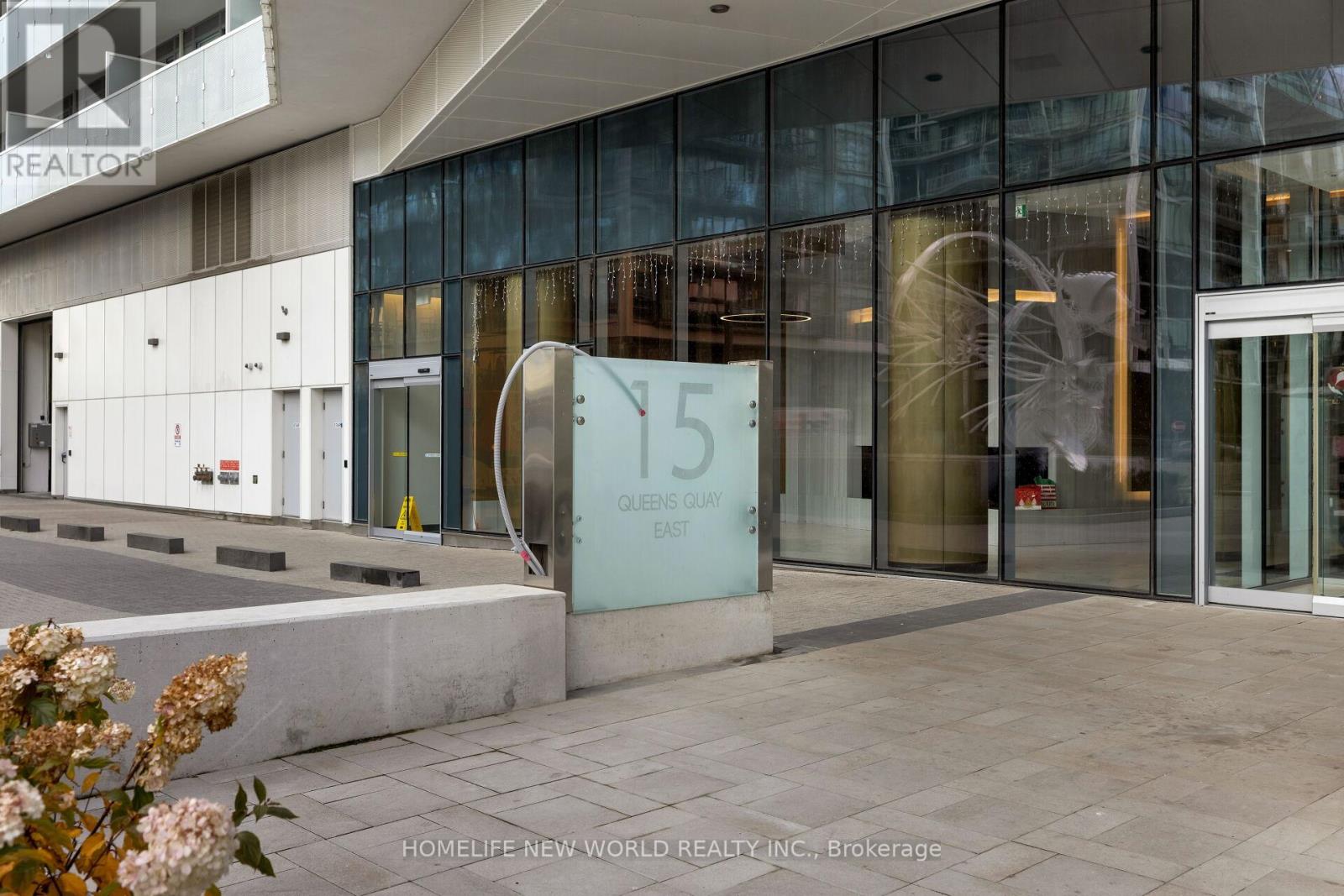 2402 - 15 QUEENS QUAY E, Toronto, Ontario