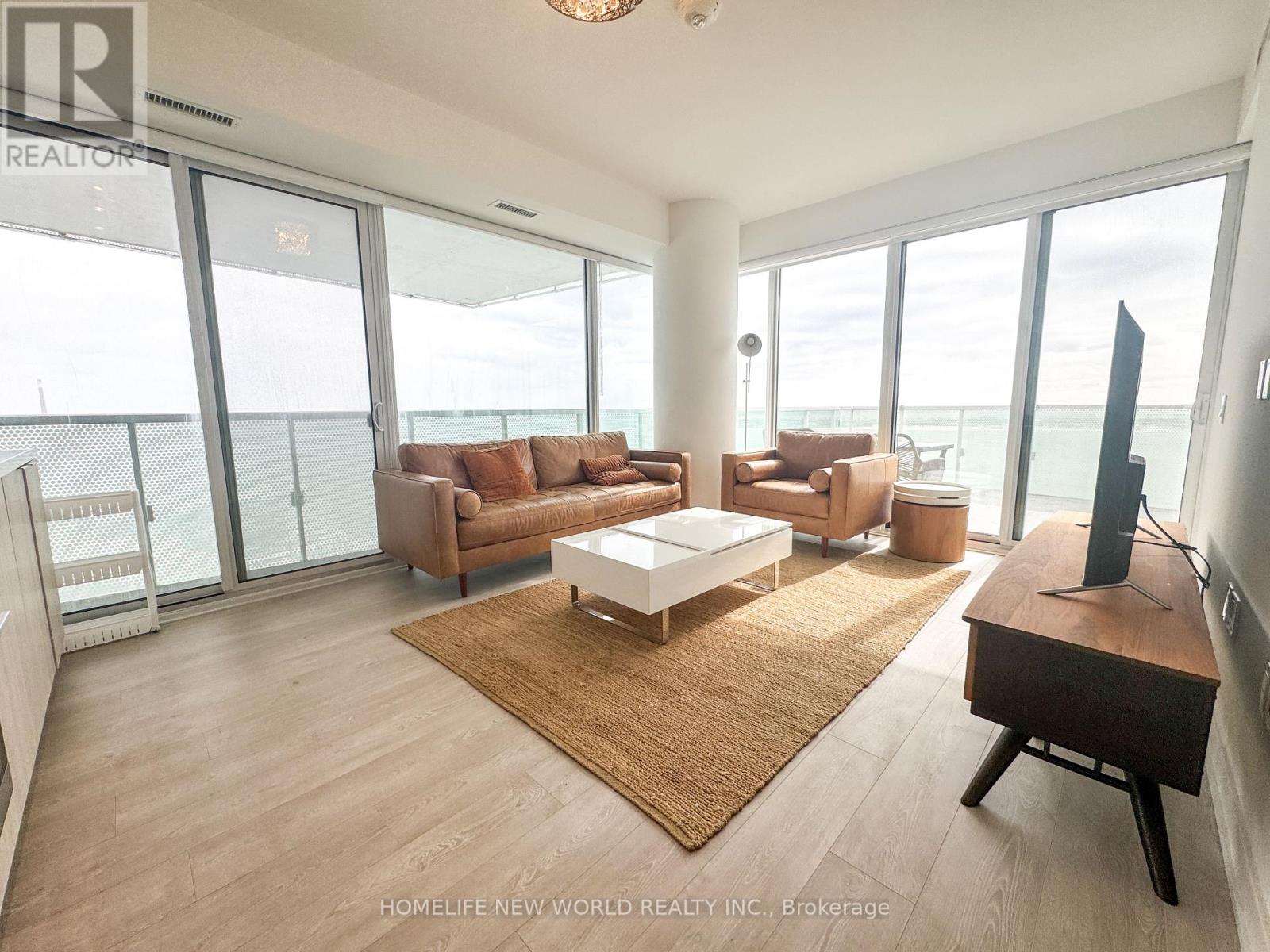 2402 - 15 Queens Quay E, Toronto, Ontario  M5E 0C5 - Photo 17 - C12893728