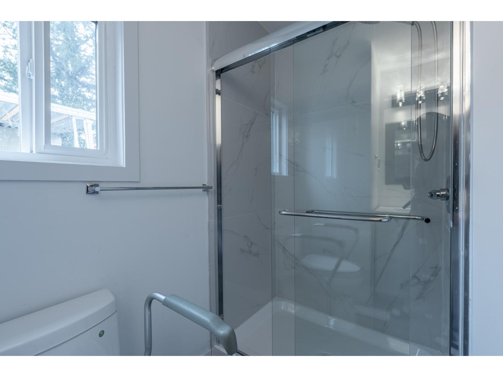 109 3655 244 Street, Langley, British Columbia  V2Z 1N1 - Photo 4 - R3100894