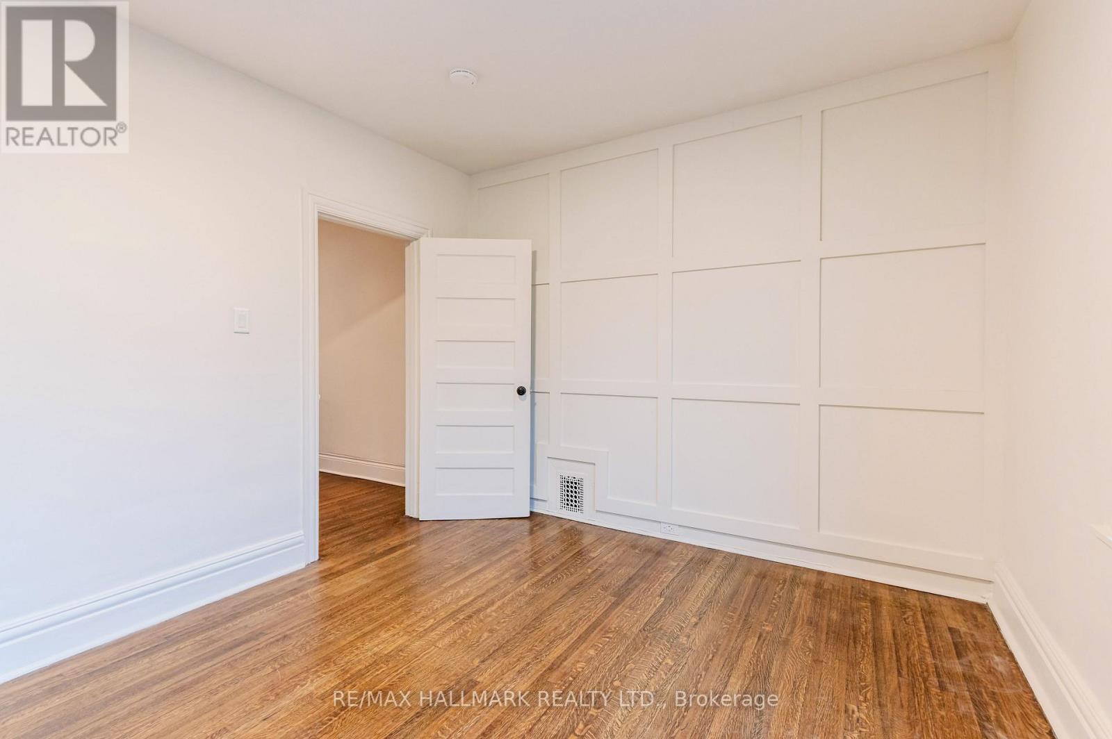 653 Logan Avenue, Toronto, Ontario  M4K 3C4 - Photo 22 - E12893714