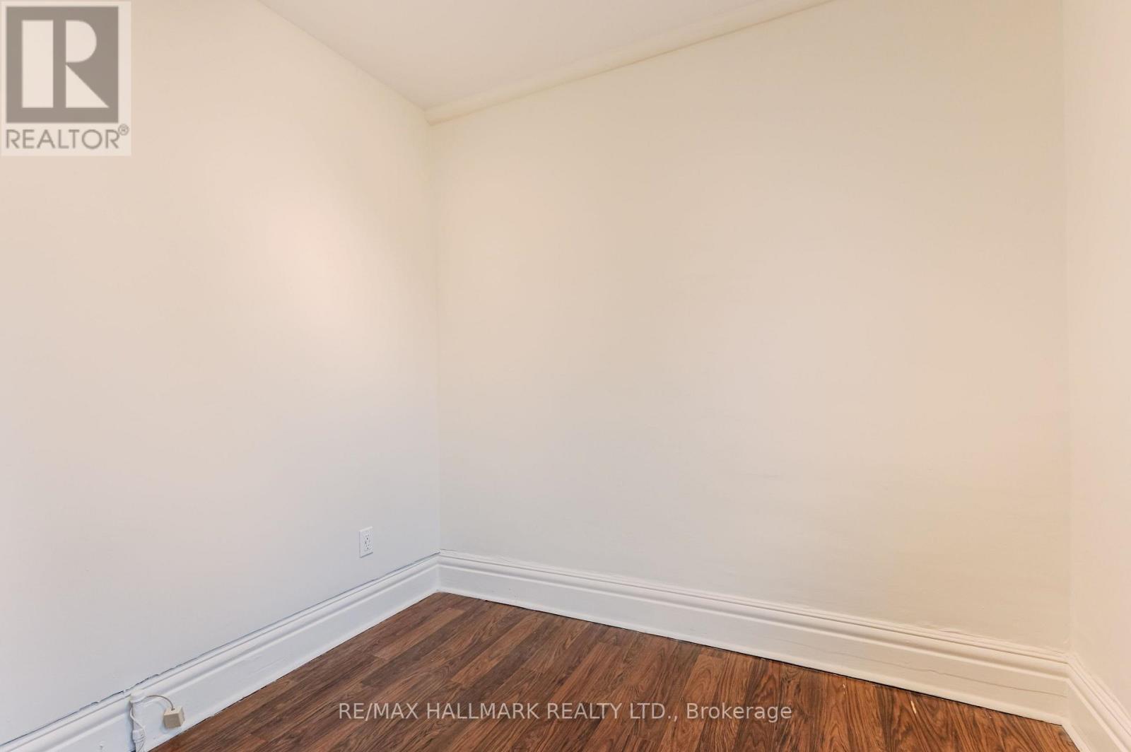 653 Logan Avenue, Toronto, Ontario  M4K 3C4 - Photo 28 - E12893714