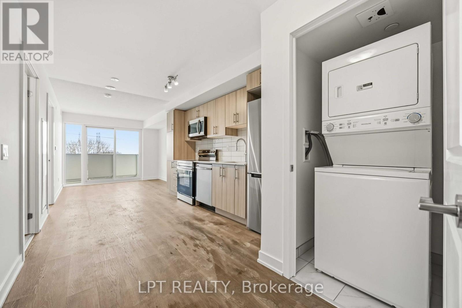 304 - 1010 Sandy Beach Road Road, Pickering, Ontario  L1W 0C7 - Photo 6 - E12893730