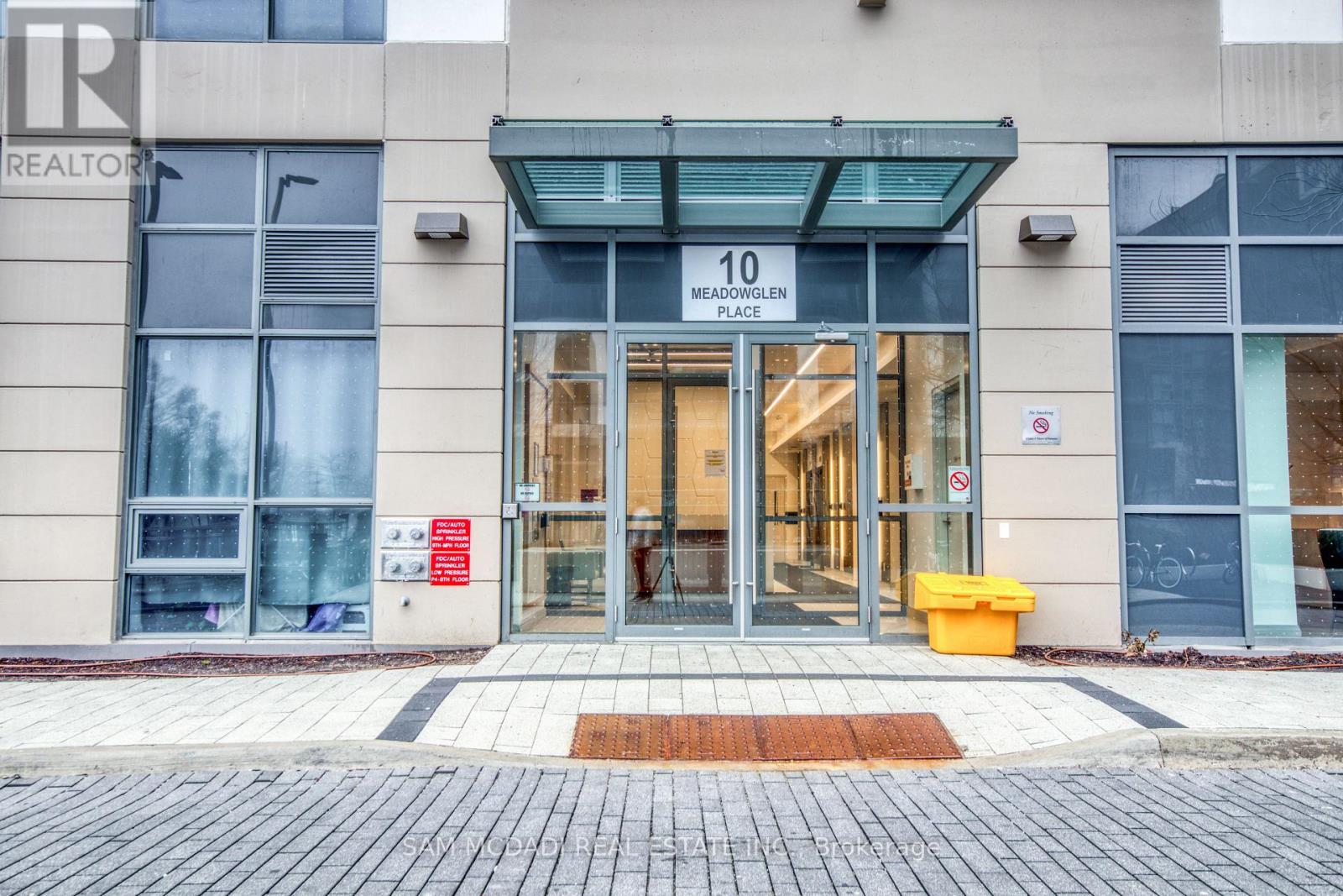 311 - 10 Meadowglen Place, Toronto, Ontario  M1G 2V6 - Photo 2 - E12893738