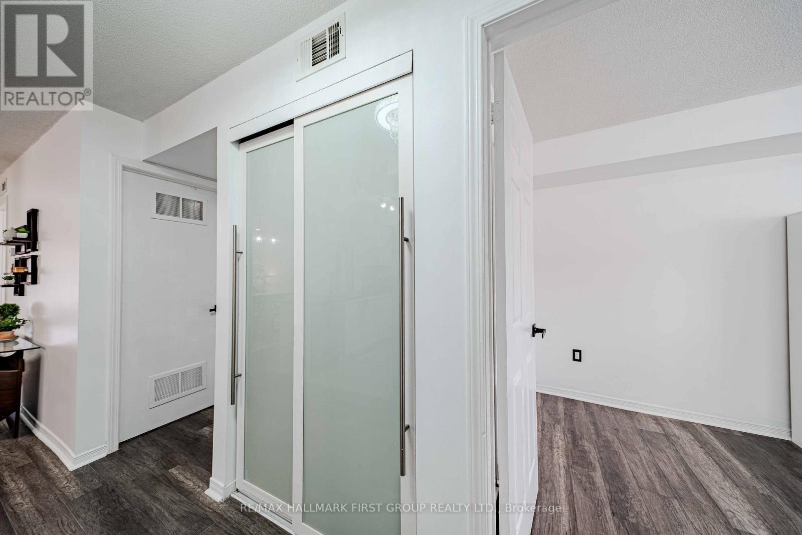 1 - 84 Petra Way, Whitby, Ontario  L1R 0A3 - Photo 9 - E12893746