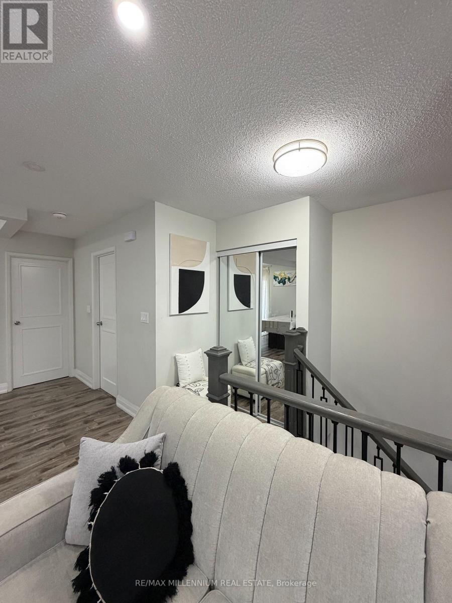 145 Londonderry Street, Oshawa, Ontario  L1J 6Z2 - Photo 11 - E12893750