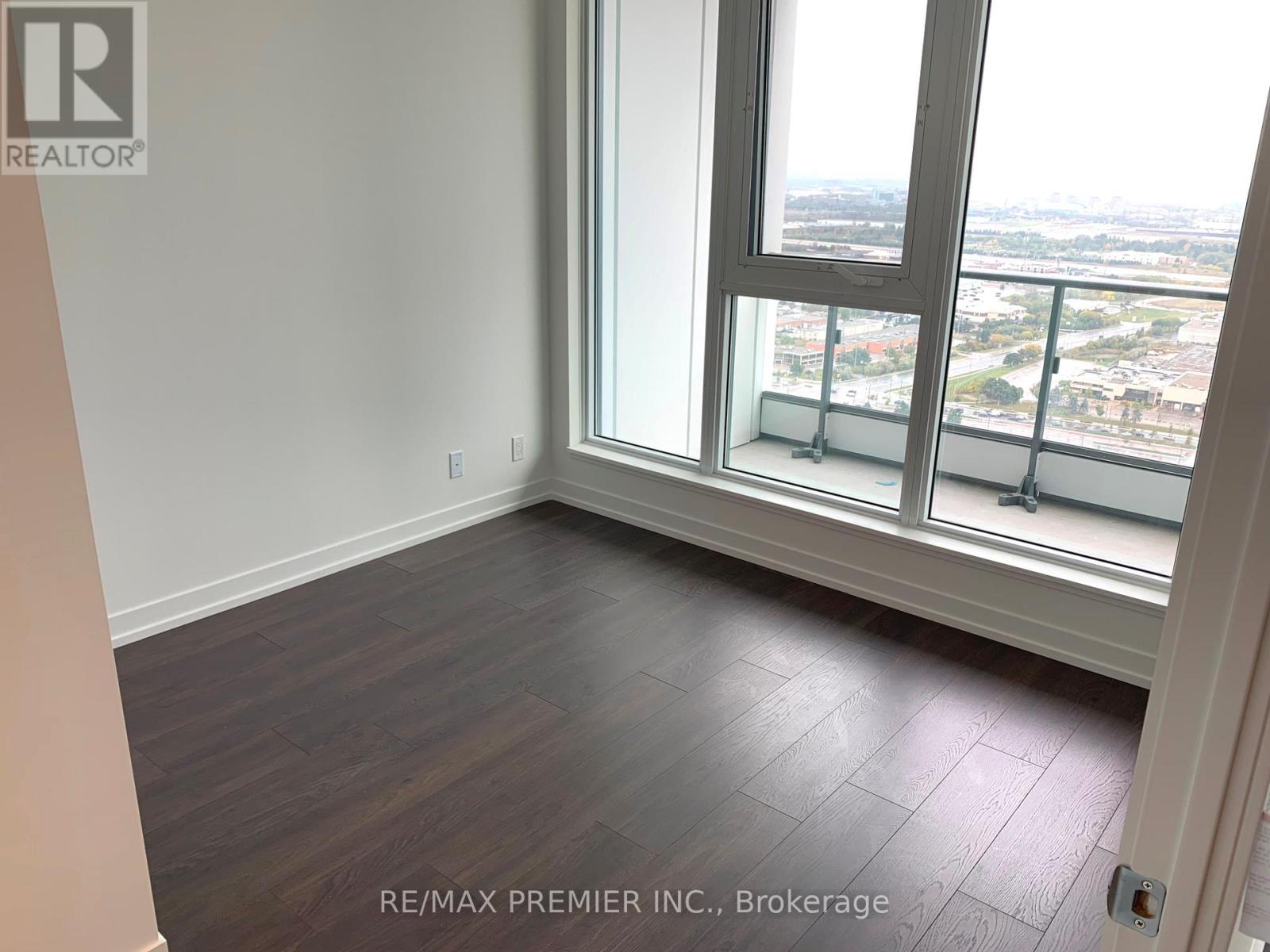 4205 - 898 Portage Parkway, Vaughan, Ontario  L4K 0J6 - Photo 11 - N12893712