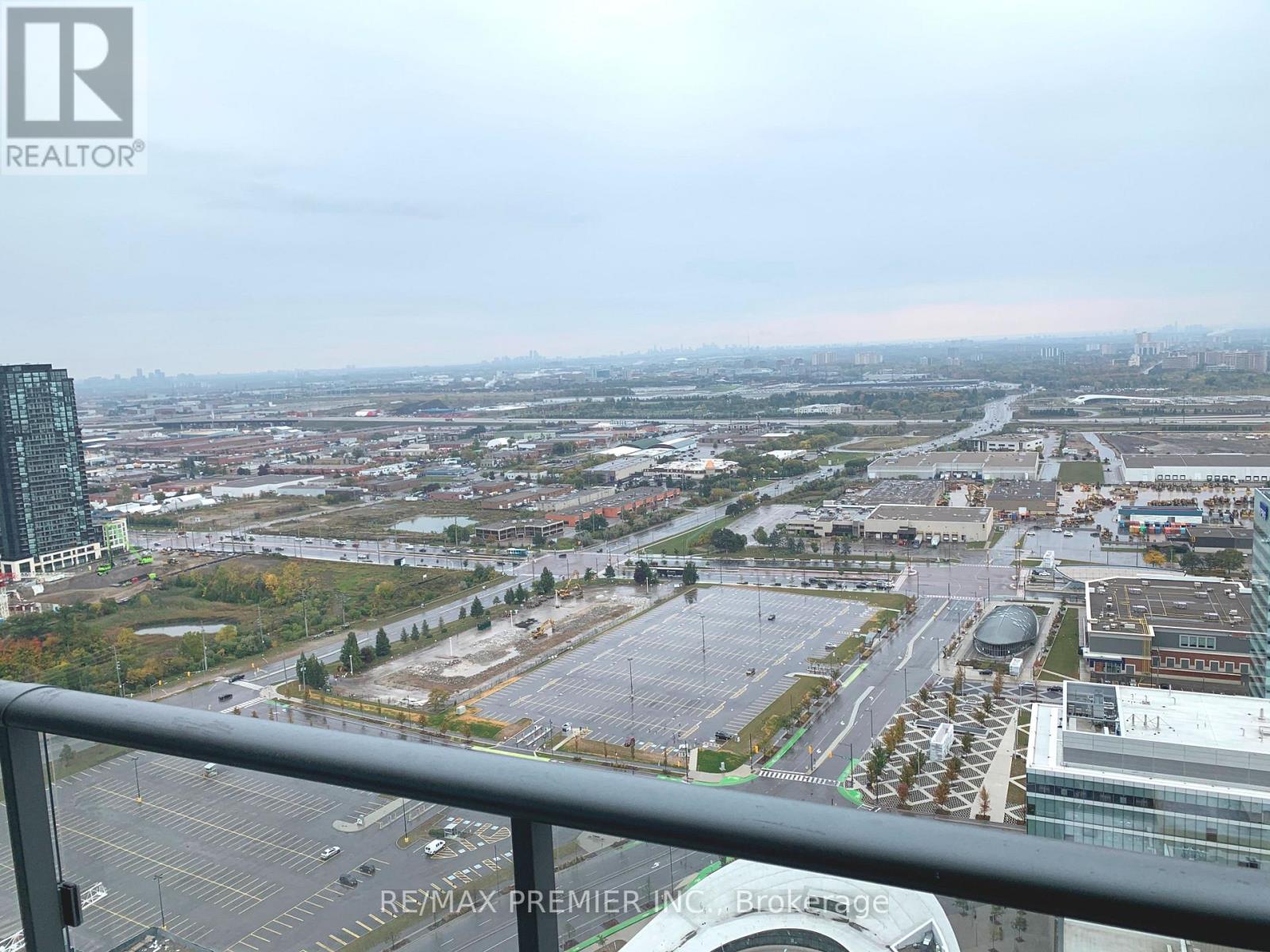 4205 - 898 Portage Parkway, Vaughan, Ontario  L4K 0J6 - Photo 17 - N12893712