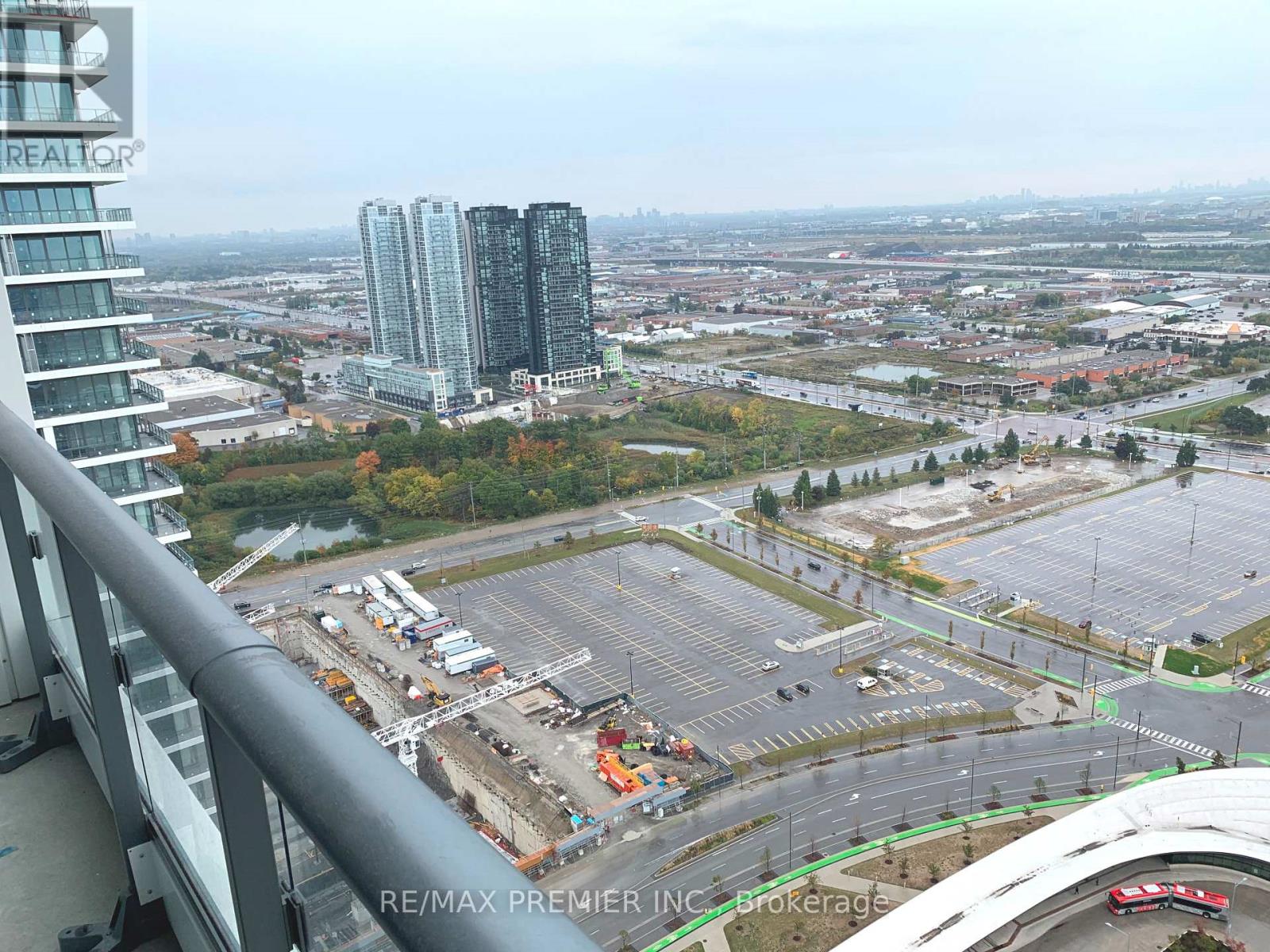 4205 - 898 Portage Parkway, Vaughan, Ontario  L4K 0J6 - Photo 18 - N12893712