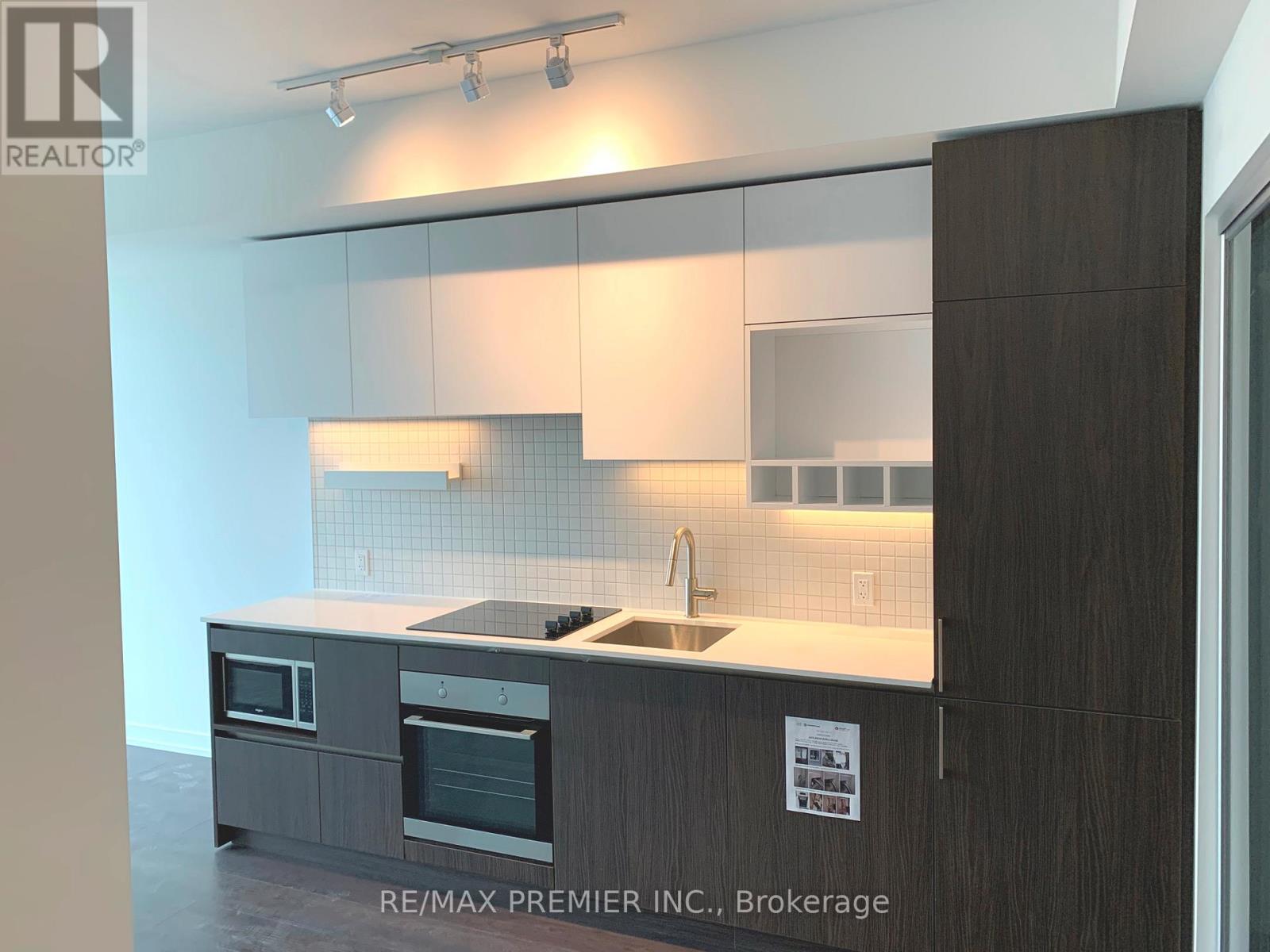 4205 - 898 Portage Parkway, Vaughan, Ontario  L4K 0J6 - Photo 5 - N12893712