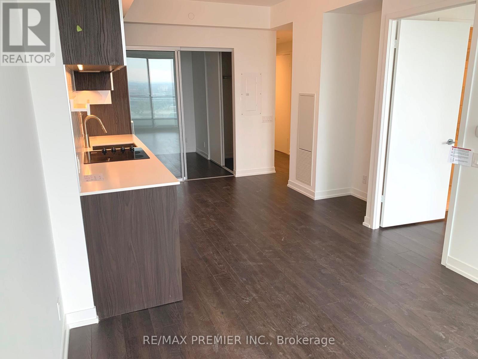 4205 - 898 Portage Parkway, Vaughan, Ontario  L4K 0J6 - Photo 8 - N12893712