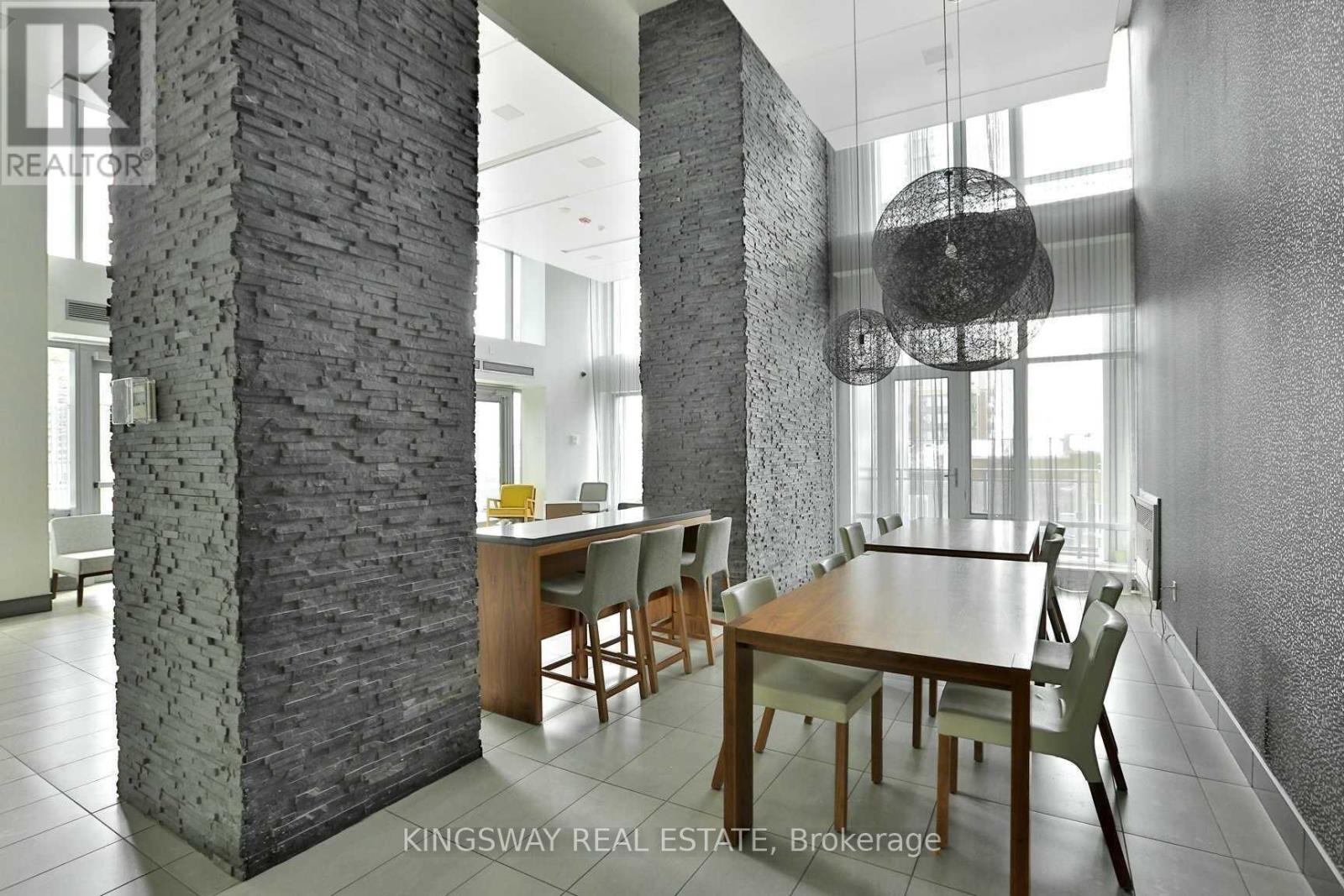 2608 - 360 Square One Drive, Mississauga, Ontario  L5B 0G7 - Photo 19 - W12893666