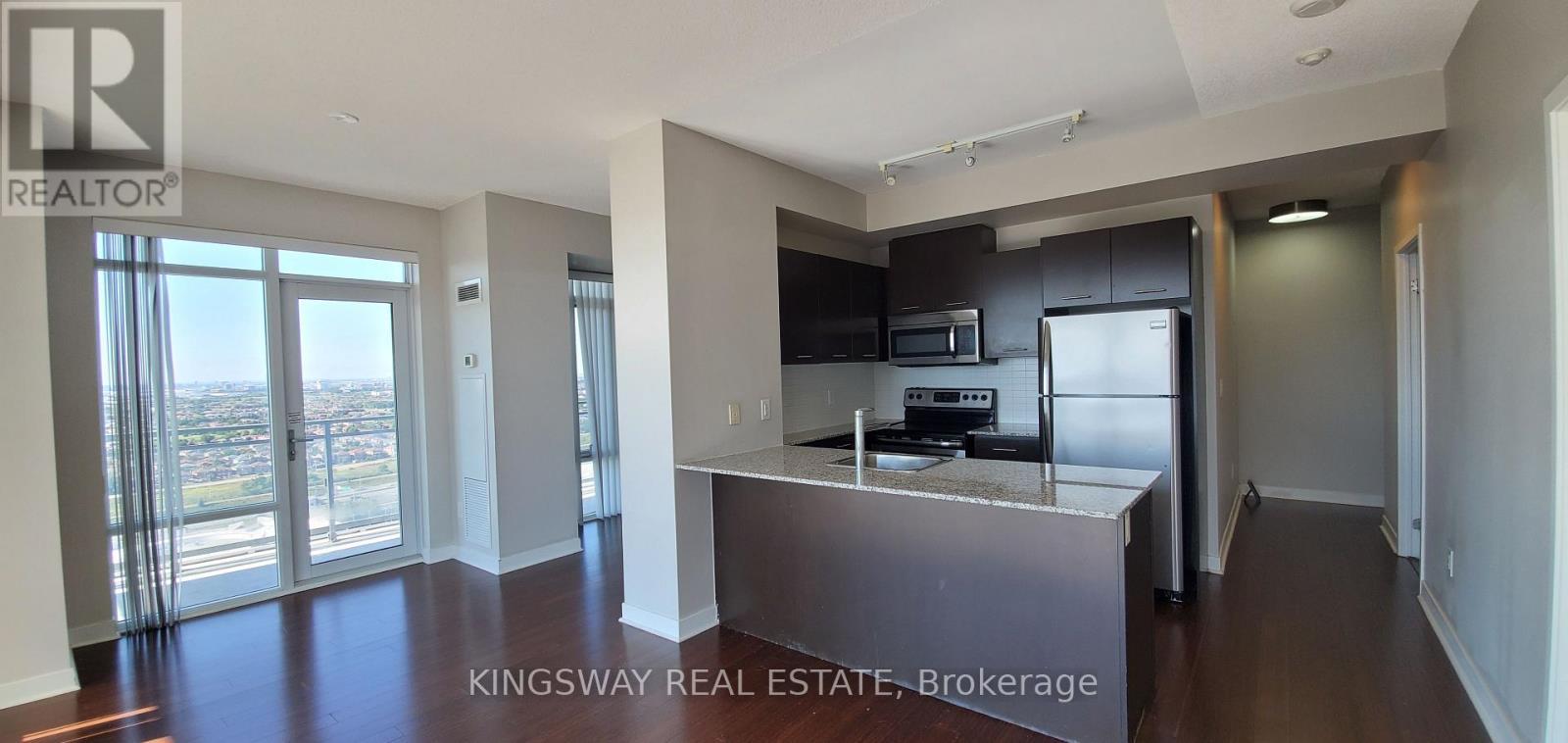 2608 - 360 Square One Drive, Mississauga, Ontario  L5B 0G7 - Photo 4 - W12893666