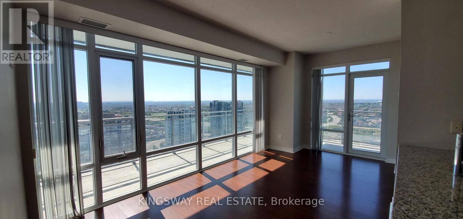 2608 - 360 Square One Drive, Mississauga, Ontario  L5B 0G7 - Photo 2 - W12893666