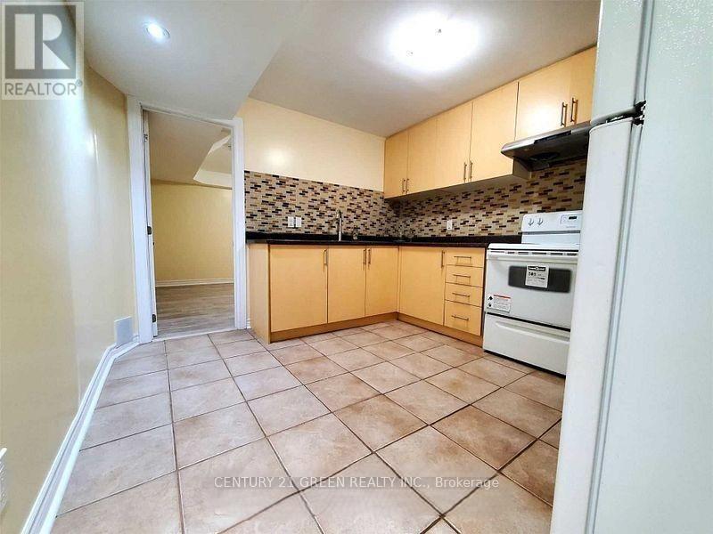 Bsmt - 21 Timbercove Road, Brampton (Credit Valley), Ontario  L6Y 0W9 - Photo 10 - W12893616