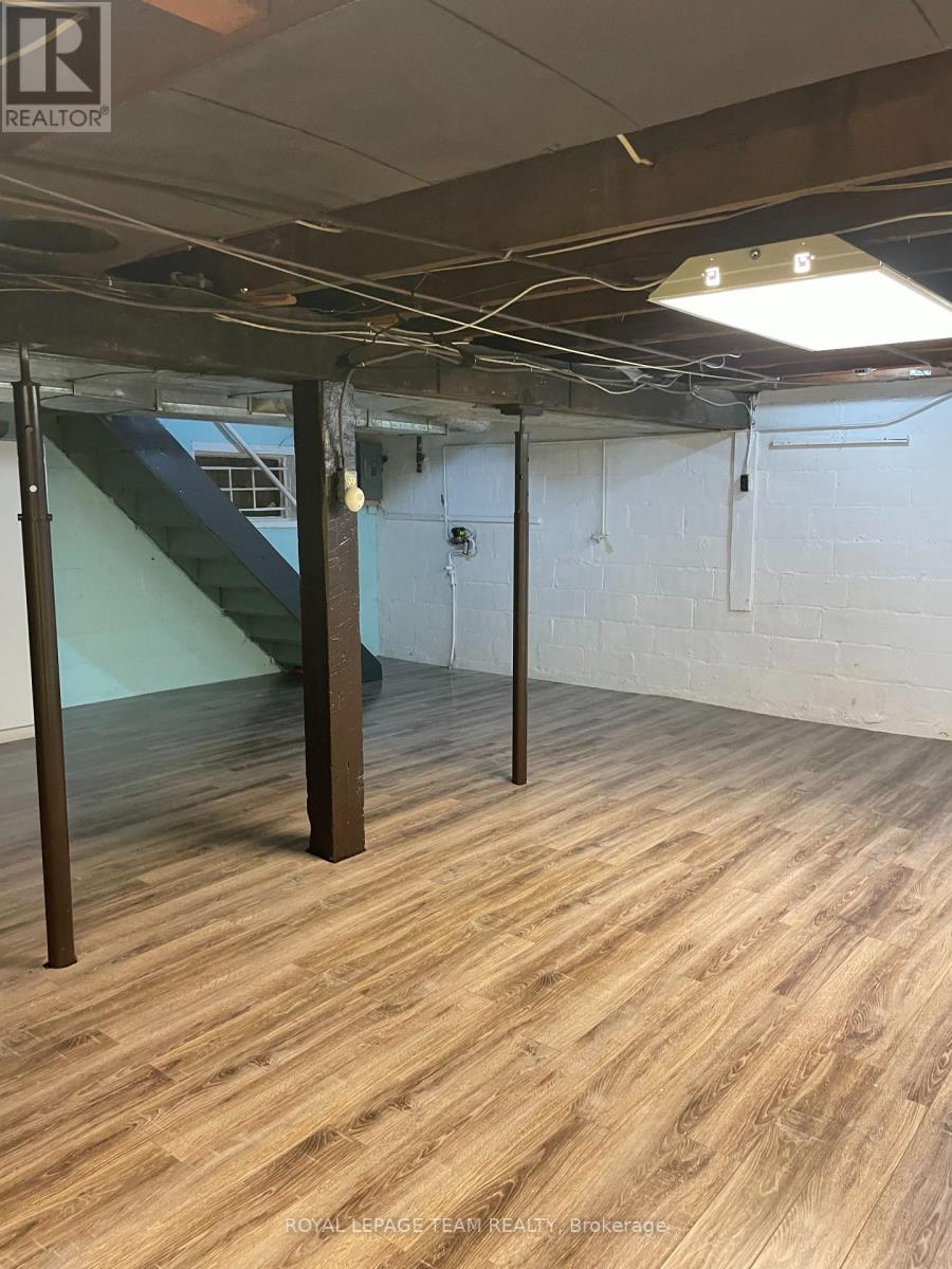 1297 Kitchener Avenue, Ottawa, Ontario  K1V 6W3 - Photo 20 - X12884304