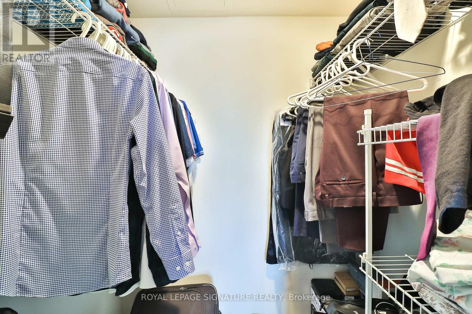 2021 - 700 Humberwood Boulevard, Toronto, Ontario  M9W 7J4 - Photo 27 - W12893682