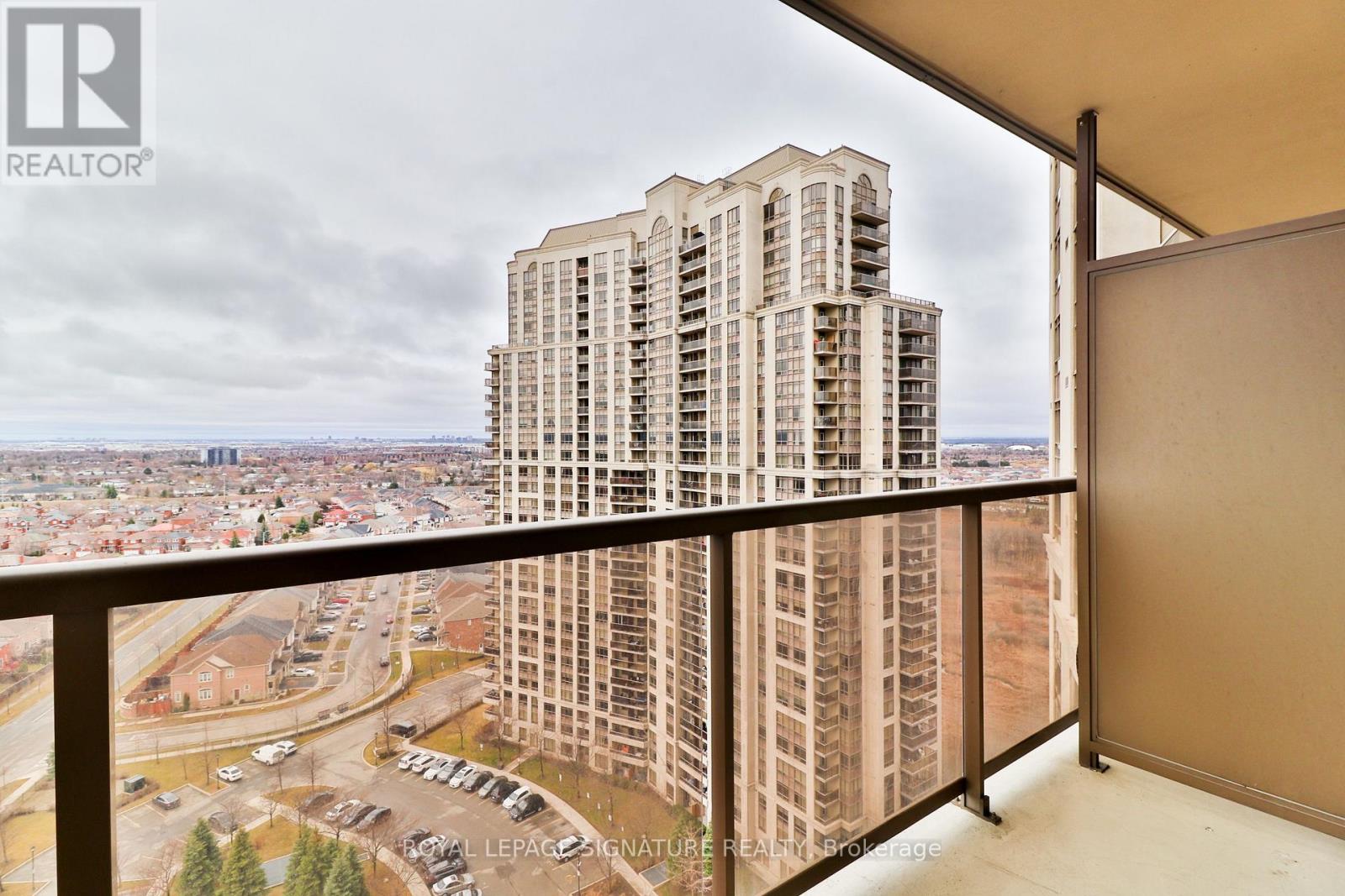 2021 - 700 Humberwood Boulevard, Toronto, Ontario  M9W 7J4 - Photo 29 - W12893682