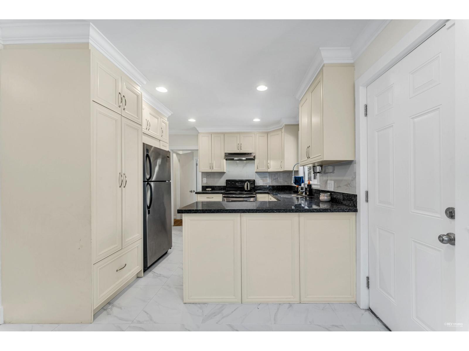 9708 Harrison Street, Chilliwack Proper West, Chilliwack, British Columbia  V2P 4E9 - Photo 11 - R3100525