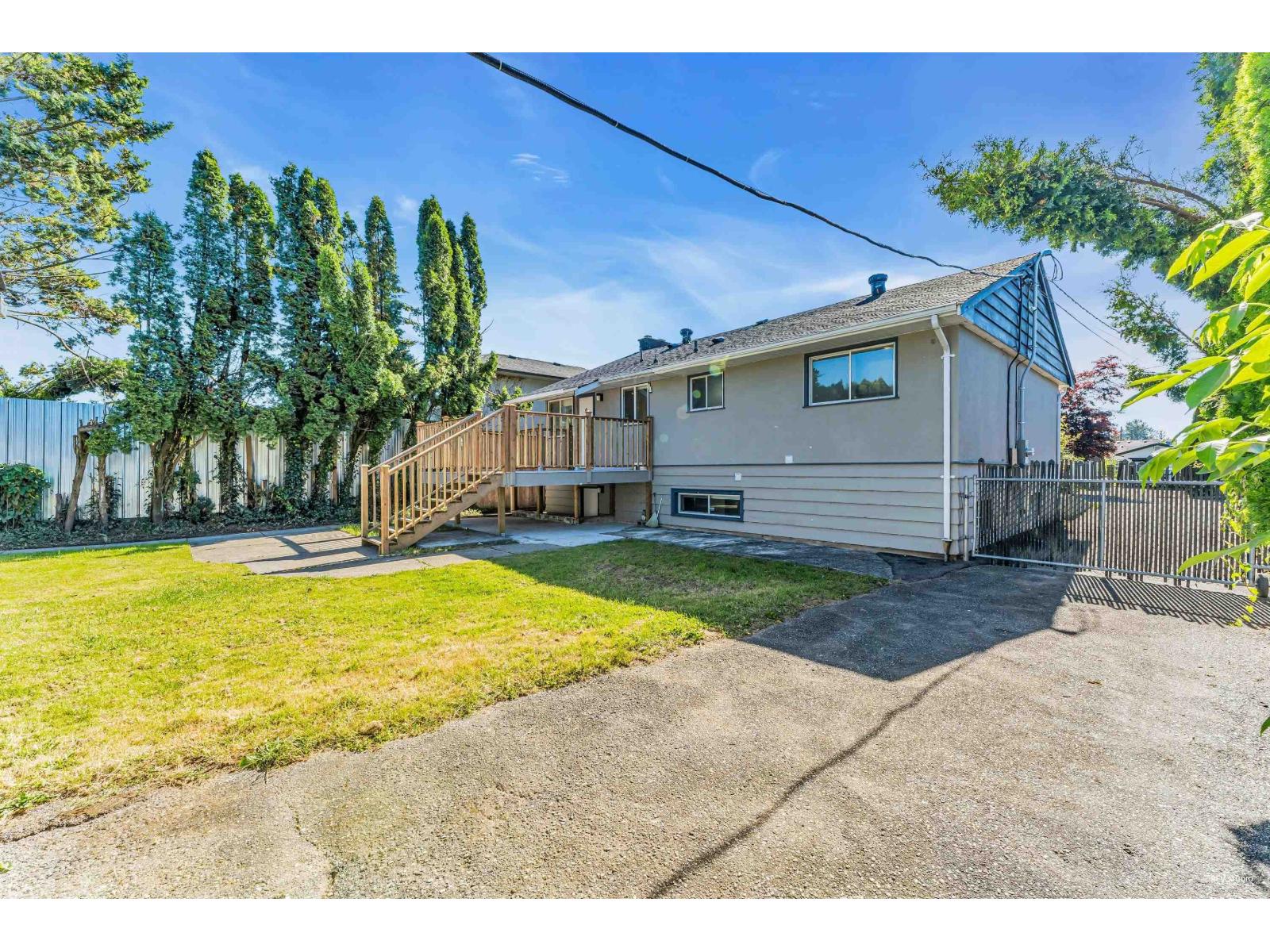 9708 Harrison Street, Chilliwack Proper West, Chilliwack, British Columbia  V2P 4E9 - Photo 3 - R3100525