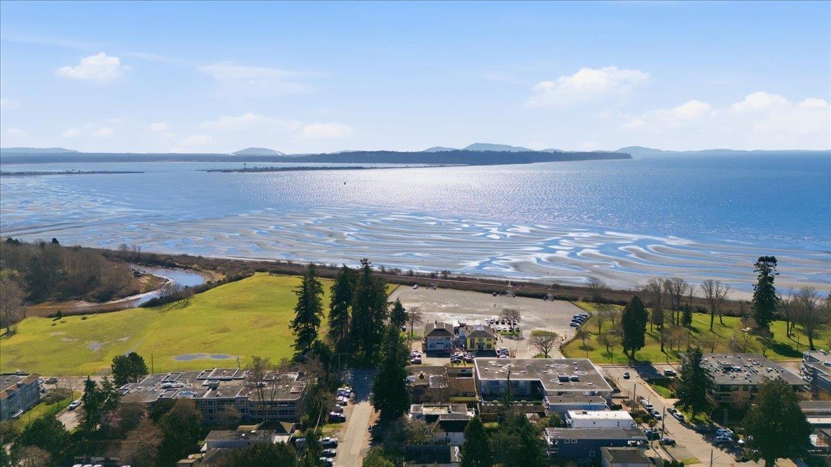 927 Kent Street, White Rock, British Columbia  V4B 4S9 - Photo 39 - R3100709