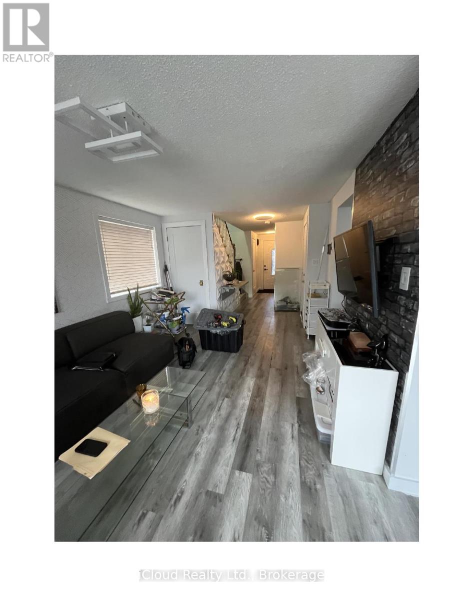 13 Raymond Crescent, Barrie (Painswick South), Ontario  L4N 0V4 - Photo 6 - S12891318