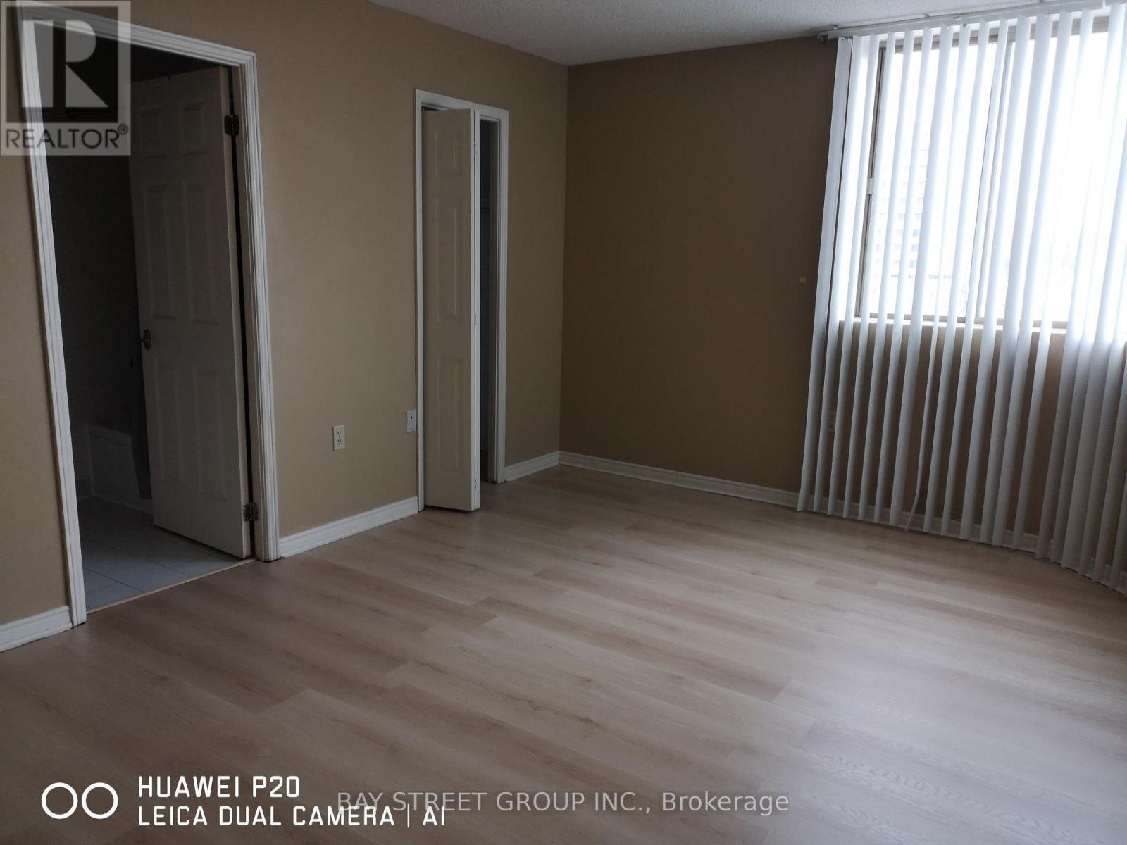 708 - 695 Richmond Street, London East, Ontario  N6A 5M8 - Photo 3 - X12569600