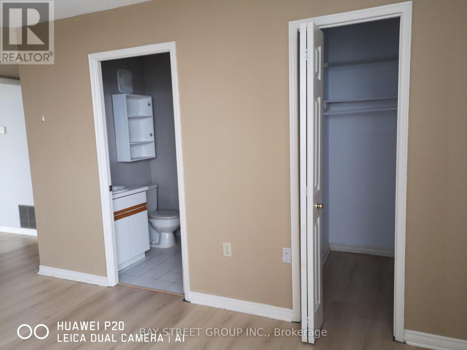 708 - 695 Richmond Street, London East, Ontario  N6A 5M8 - Photo 4 - X12569600