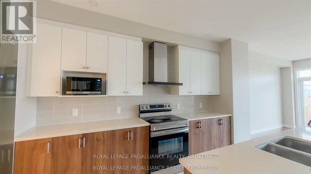 1388 Monarch Drive, Kingston, Ontario  K7P 0S1 - Photo 16 - X12889058