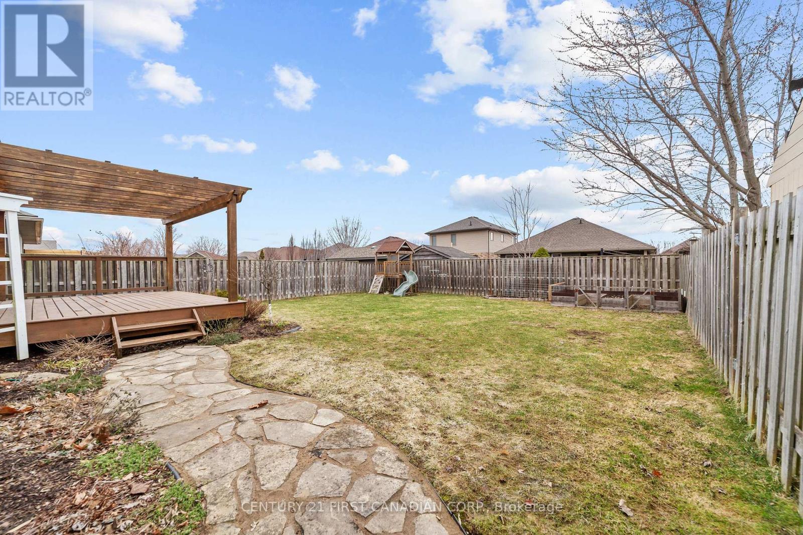 272 Walnut Street, Lucan Biddulph (Lucan), Ontario  N0M 2J0 - Photo 31 - X12747908