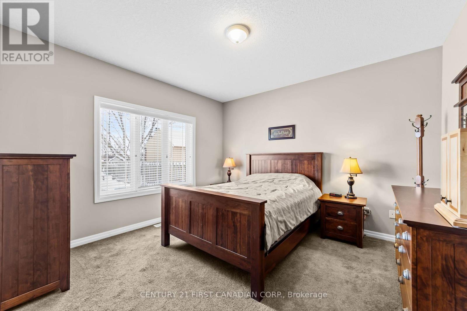 Photo 17 of 37 for 272 Walnut Street