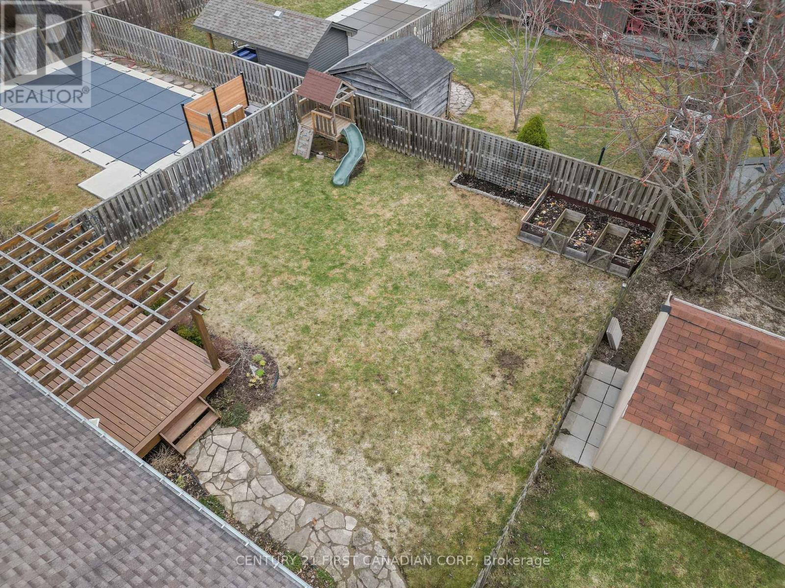 272 Walnut Street, Lucan Biddulph (Lucan), Ontario  N0M 2J0 - Photo 36 - X12747908