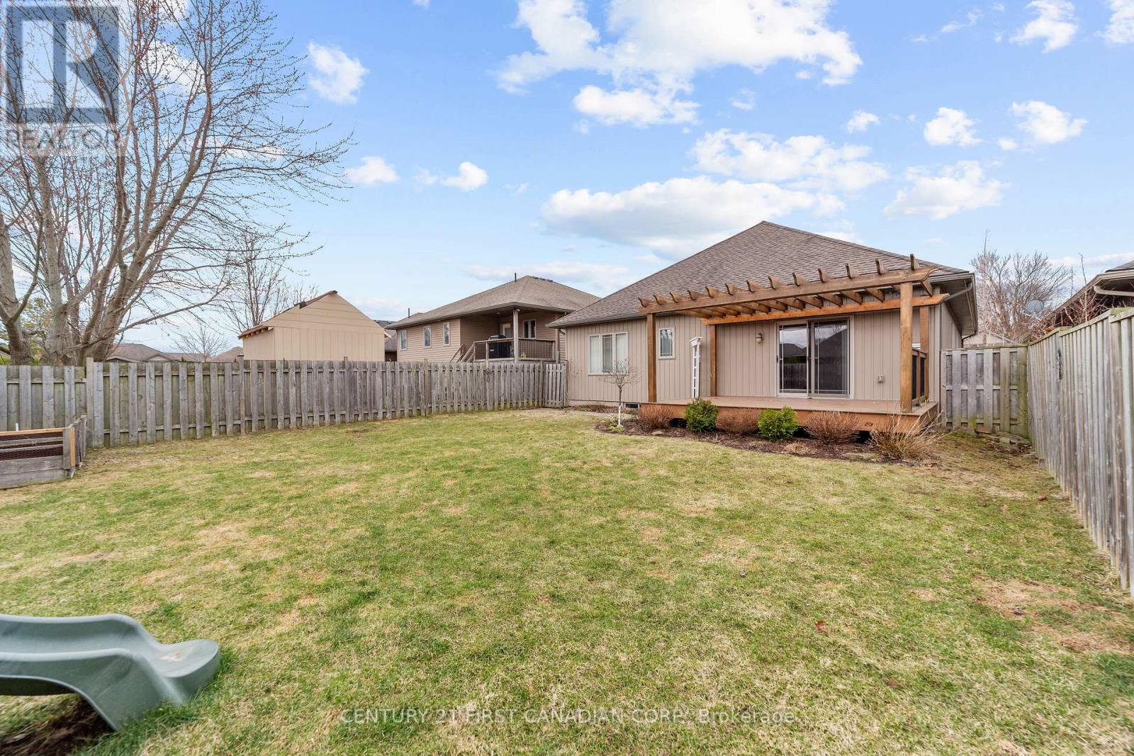 272 Walnut Street, Lucan Biddulph (Lucan), Ontario  N0M 2J0 - Photo 34 - X12747908