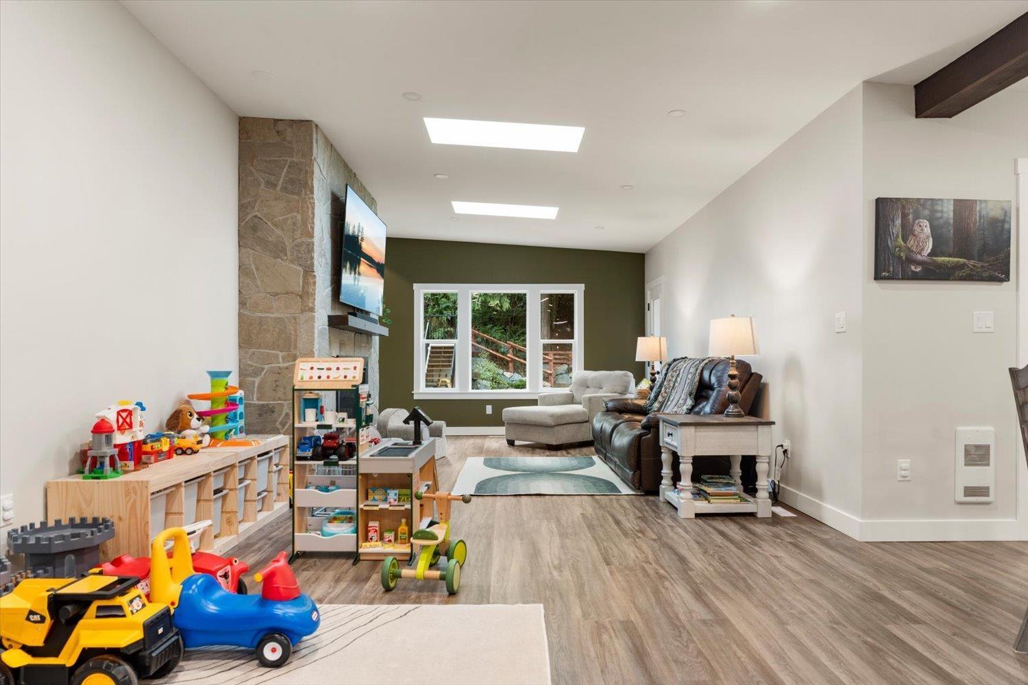 63690 Old Yale Road, Hope, Hope, British Columbia  V0X 1L2 - Photo 11 - R3098707