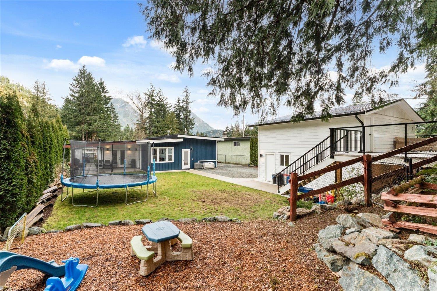 63690 Old Yale Road, Hope, Hope, British Columbia  V0X 1L2 - Photo 35 - R3098707