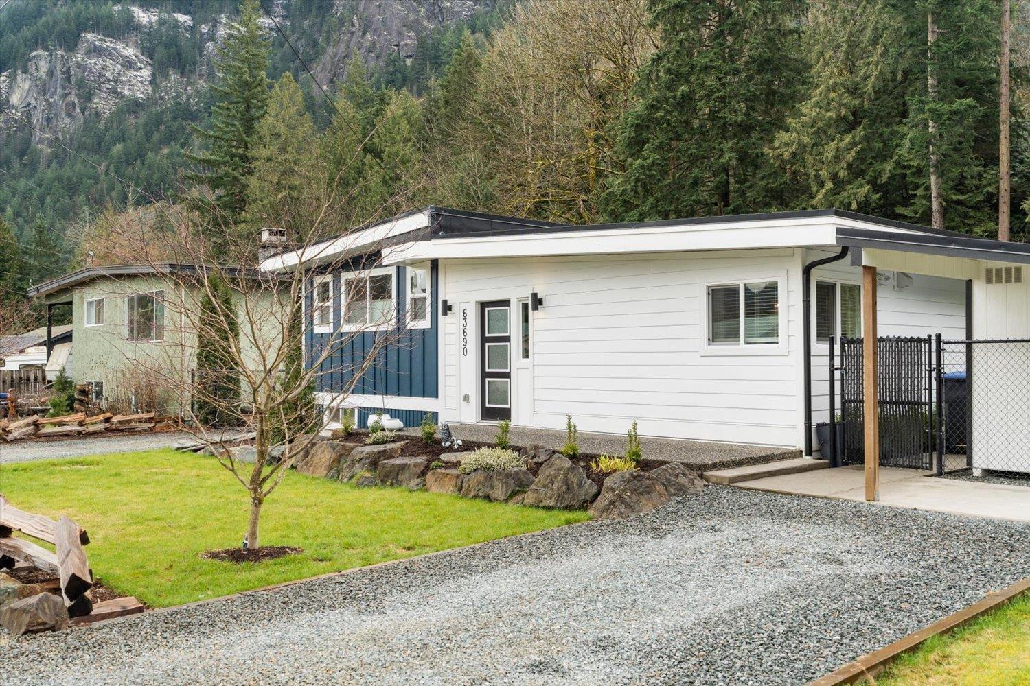 63690 Old Yale Road, Hope, Hope, British Columbia  V0X 1L2 - Photo 3 - R3098707