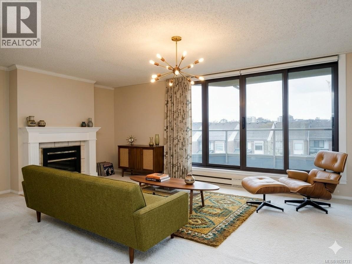 305 225 Belleville St, Victoria, British Columbia  V8V 4T9 - Photo 2 - 1028733