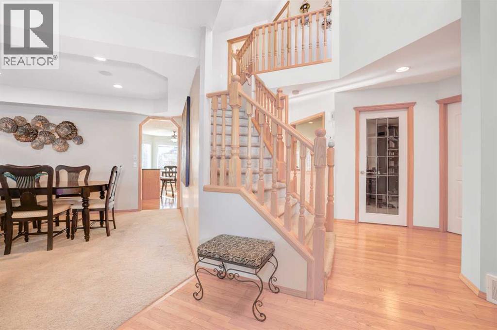 7 Chapala Terrace Se, Calgary, Alberta  T2X 3V8 - Photo 7 - A2286076