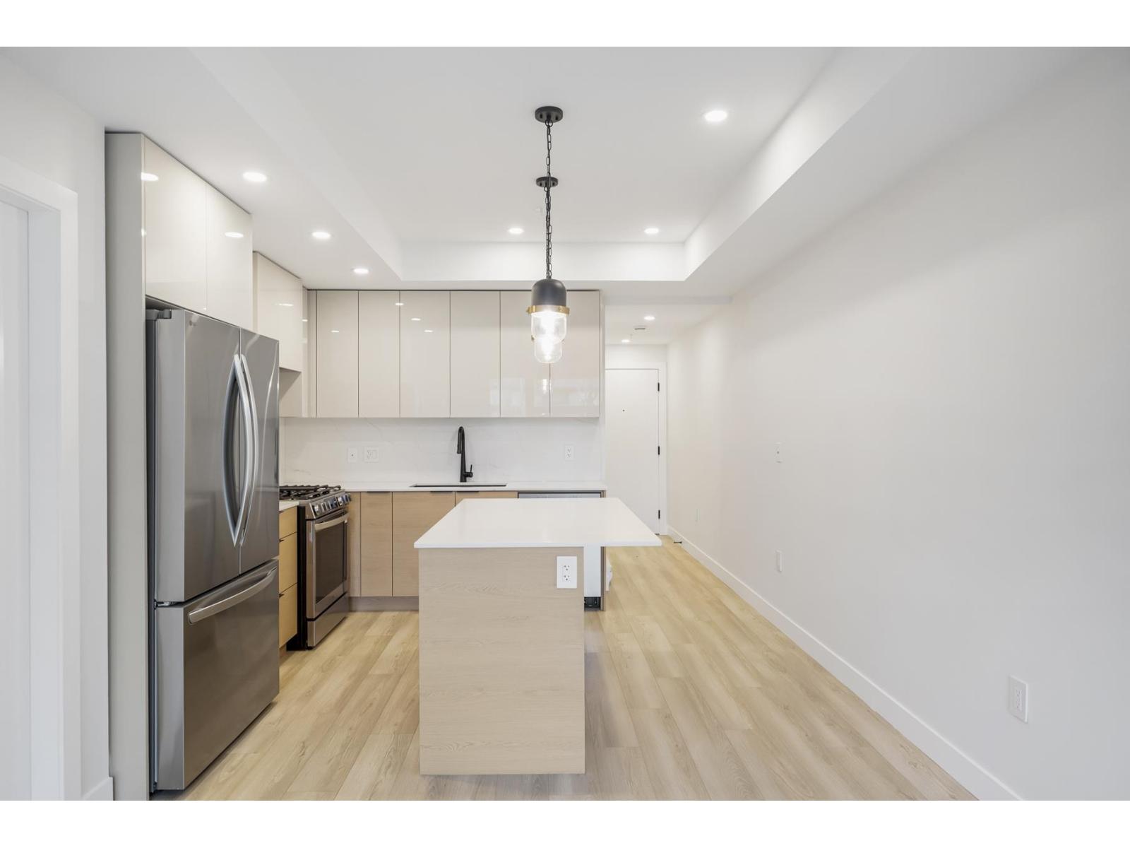 203 15353 17 Avenue, Surrey, British Columbia  V4A 1T8 - Photo 11 - R3100947