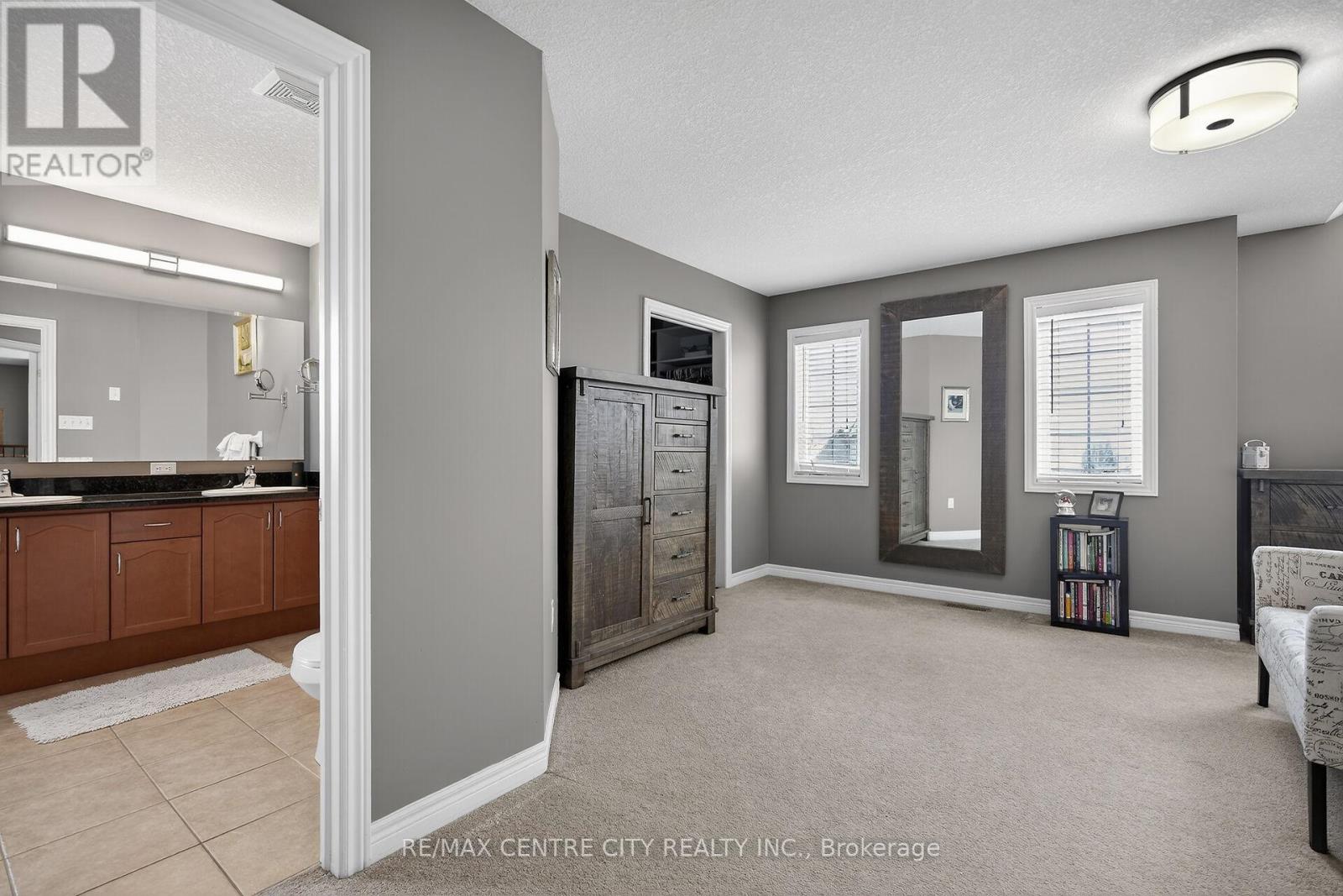 1260 Birchwood Drive, London South, Ontario  N6K 5C2 - Photo 15 - X12893756