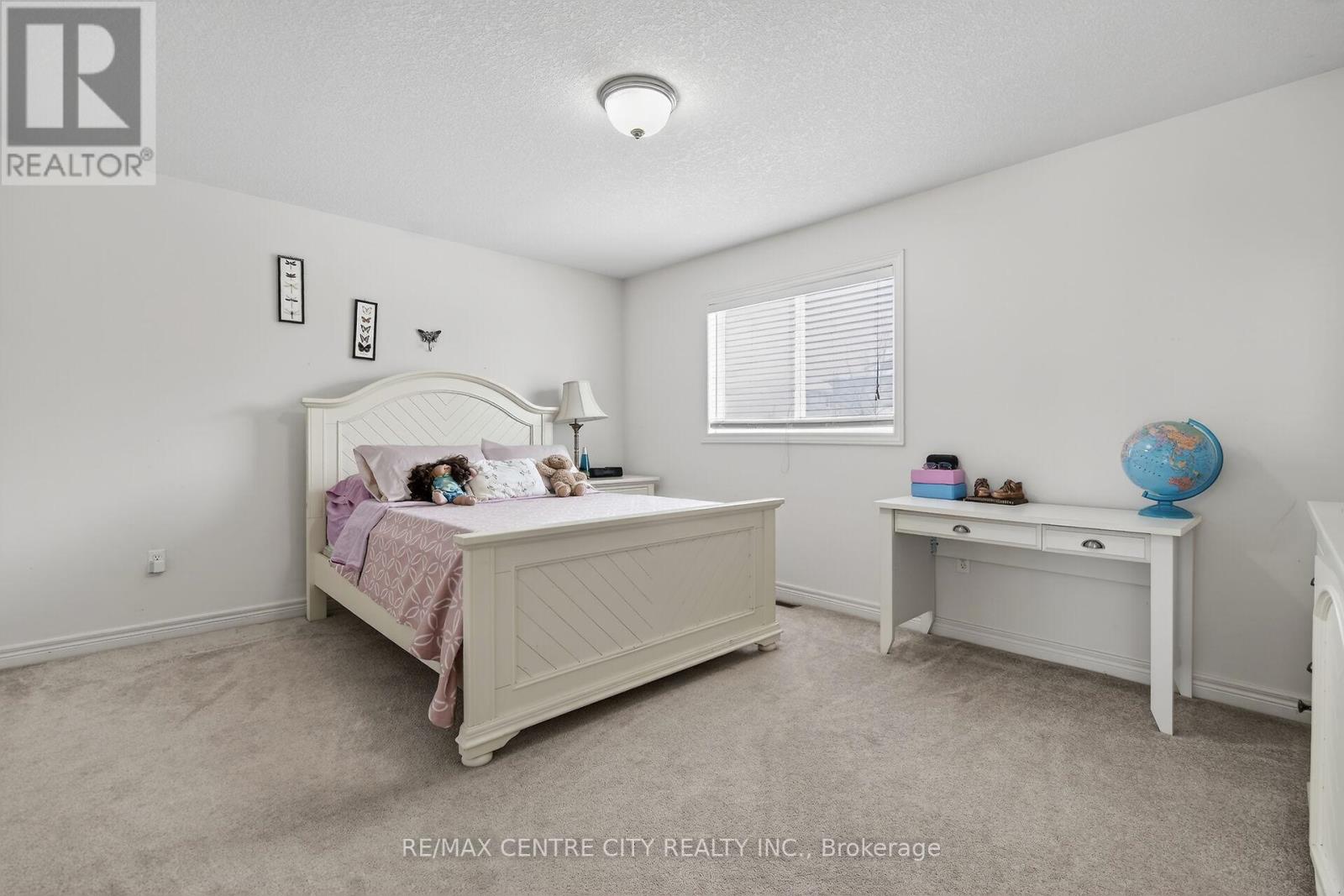 1260 Birchwood Drive, London South, Ontario  N6K 5C2 - Photo 21 - X12893756